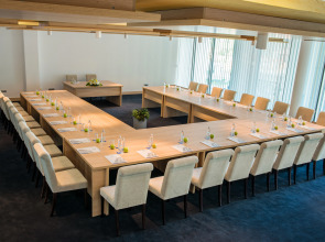 INTERNATIONAL Hotel Casino & Tower Suites