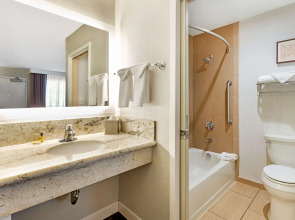 Best Western Plus Rancho Cordova Inn