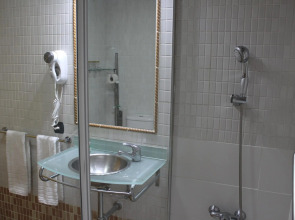 Hotel Hacienda Santa Barbara