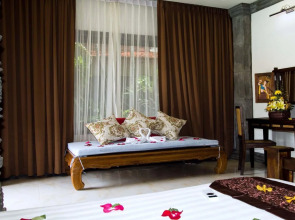 White House Beach Resort And Spa