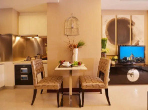 Royal River Apartment