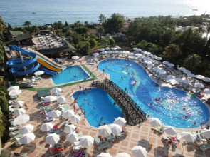 Holiday Garden Resort