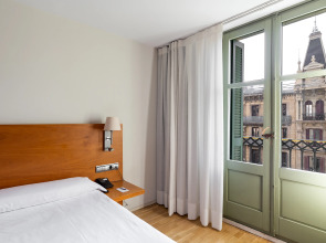 Отель Onix Rambla