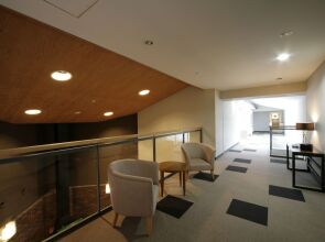 The Ridge Hotel & Apartments