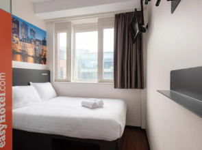 easyHotel The Hague City Centre