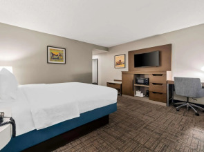 Courtyard By Marriott Cancun Airport