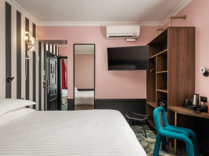 Archetype Etoile Hotel