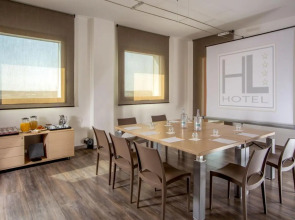 Отель Phi Hotel Milano