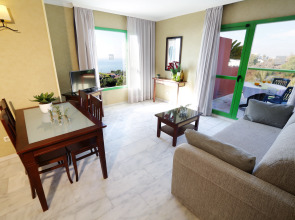 Holiday World RIWO - Teens Hotel