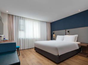 Holiday Inn Express Sanya Bay by IHG