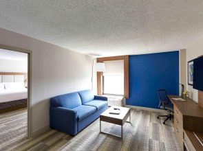 Holiday Inn Express Nashville Downtown - Broadway by IHG