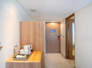 Grand Livio Kuta Hotel