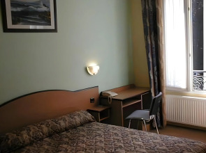 Отель Ferney République