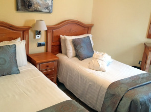 Macdonald Leila Playa Resort