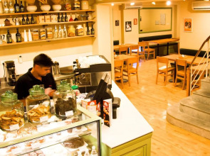 Bloomrooms @ New Delhi Railway Station