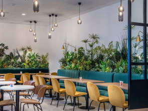 Kyriad Lyon Ouest - Limonest