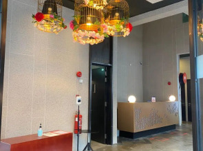 Santa Grand Hotel Central Market