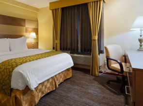 Best Western Queens Court Hotel