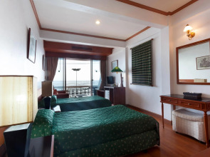 Orchid Hotel and Spa