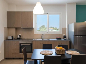 Local Hostel & Suites