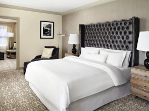 The College Green Hotel Dublin, Autograph Collection