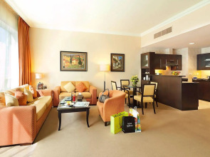 Al Manzel Hotel Apartments