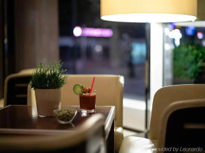 Occidental Dresden Newa