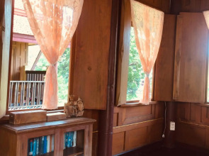 Luang Chumni Village