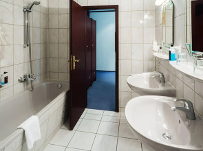 Panorama Am Adenauerplatz Hotel