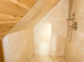 24 East Main Street B&B