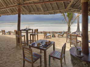 Bluebay Beach Resort & Spa