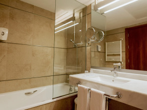 Hotel Deloix Aqua Center