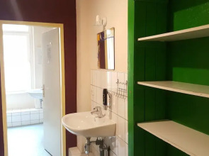 Alcatraz Backpacker Hostel