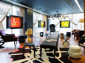 J Plus Boutique Hotel