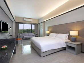 Tinidee Hotel Bangkok Golf Club