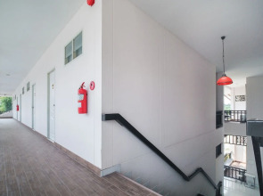 OYO 662 Malee Bunga Hotel