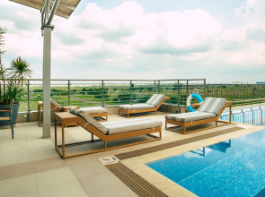 Отель Crowne Plaza Nairobi Airport, an IHG