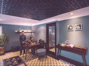 Alagon Central Hotel & Spa