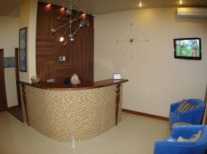 Отель Дарницкий