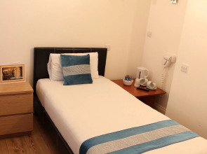 Abbey Court, Hyde Park Hotels