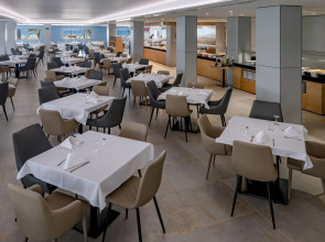 Отель 4R Gran Europe