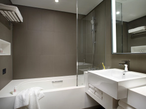 L7 MYEONGDONG by LOTTE