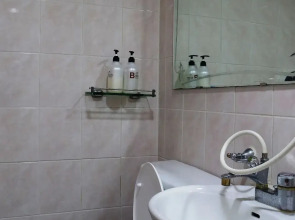 Dongdaemun Neighbors