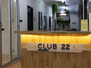 Club 22 Kamala Suites