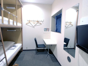 Sakura Hotel Jimbocho - Hostel