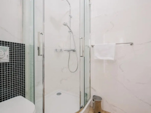 Plac Konstytucji Studio