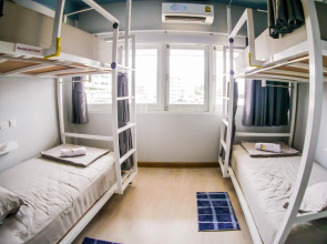 The Moon Hostel Hua Hin