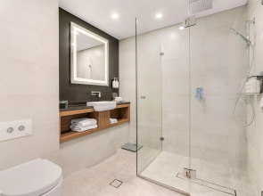 Furama Darling Harbour