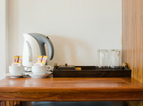 Отель Phi Phi The Beach Resort