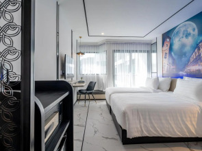 Ratri Hotel Phuket Old Town